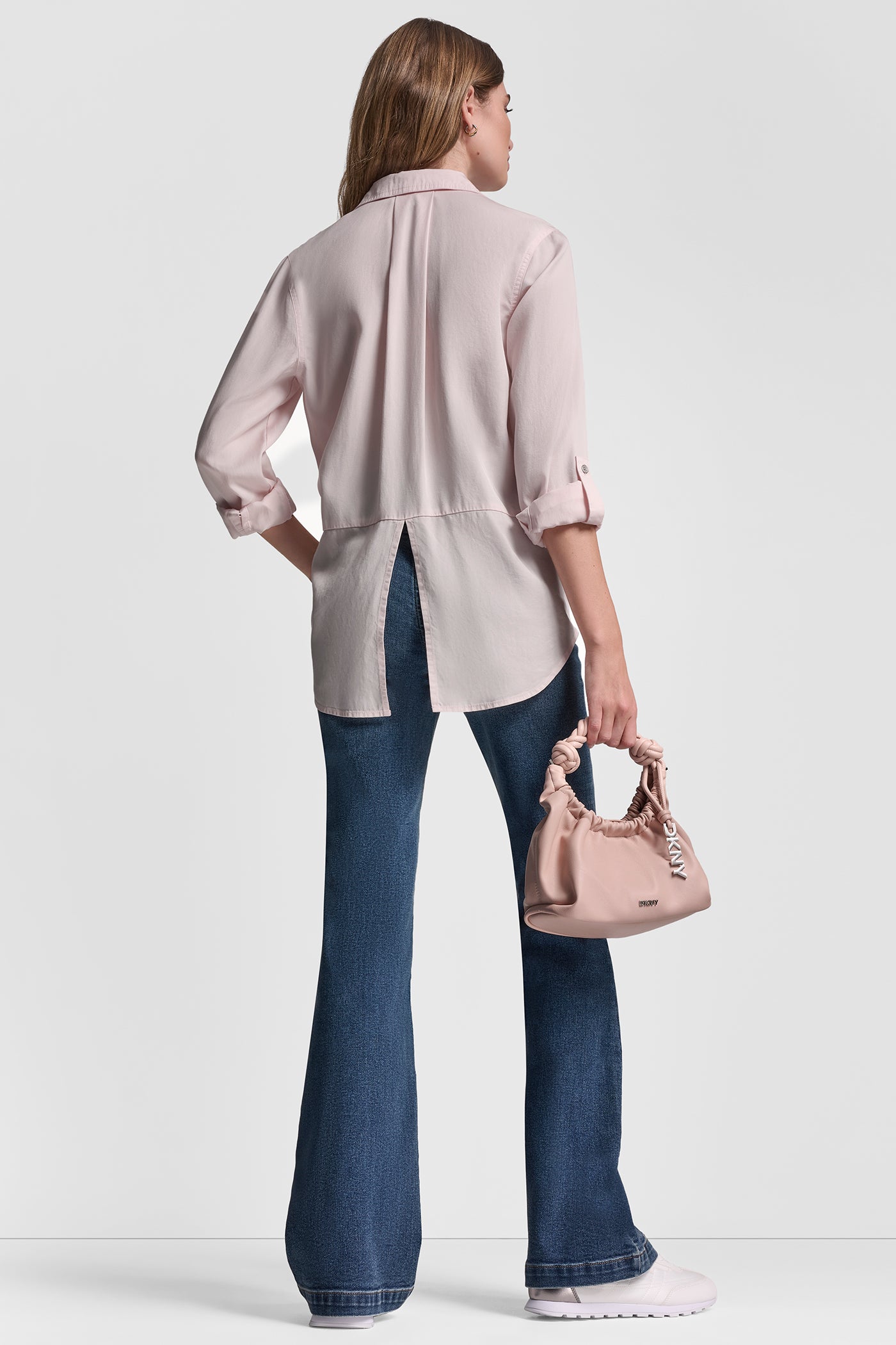 dknydj22025 21r dj4w2017 of2 retaile 1 dknydj22025 21r dj4w2017 of2 retaile 1
