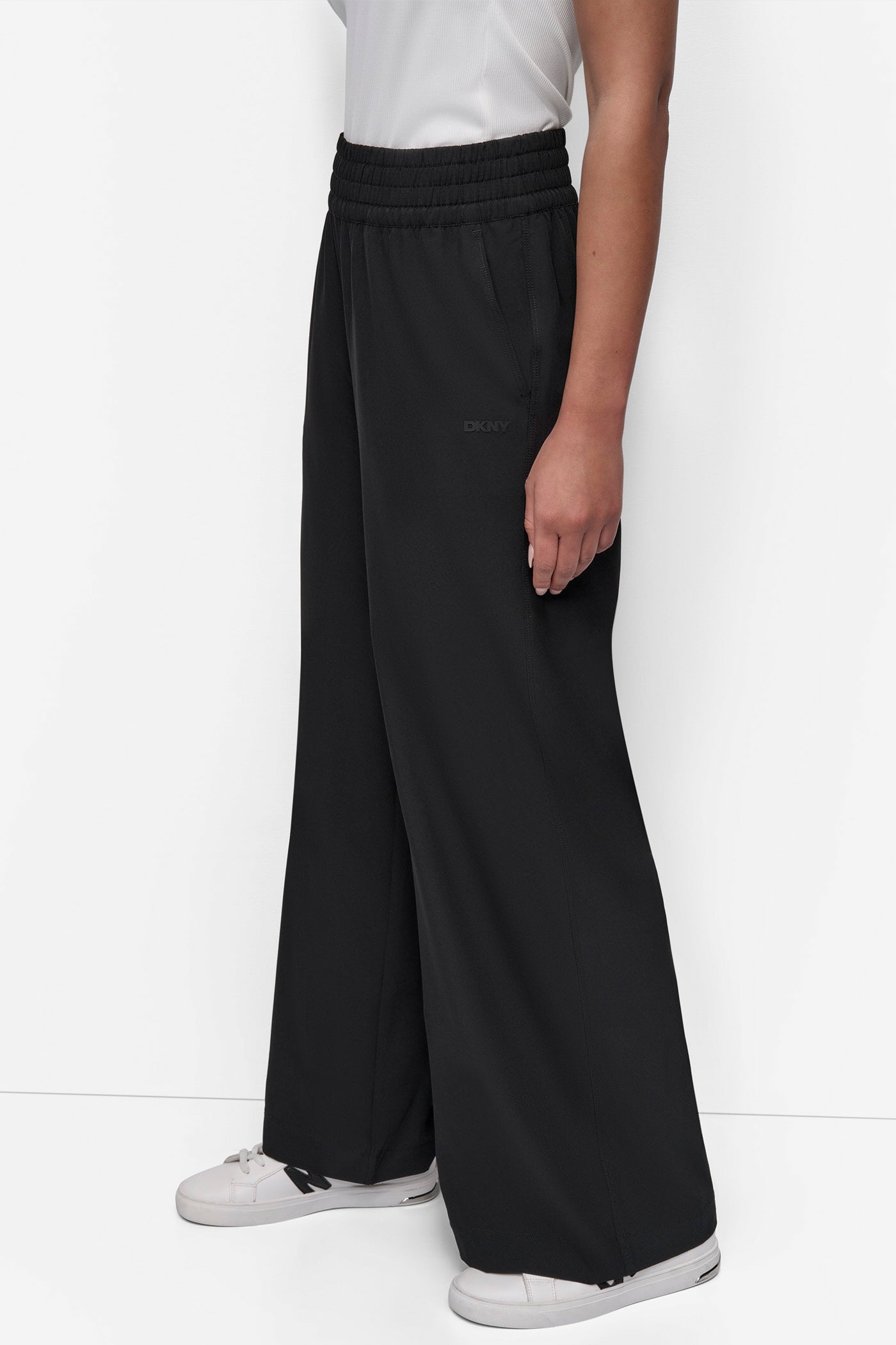 dknydp07425 4 dp5p3686 blk s 1 dknydp07425 4 dp5p3686 blk s 1