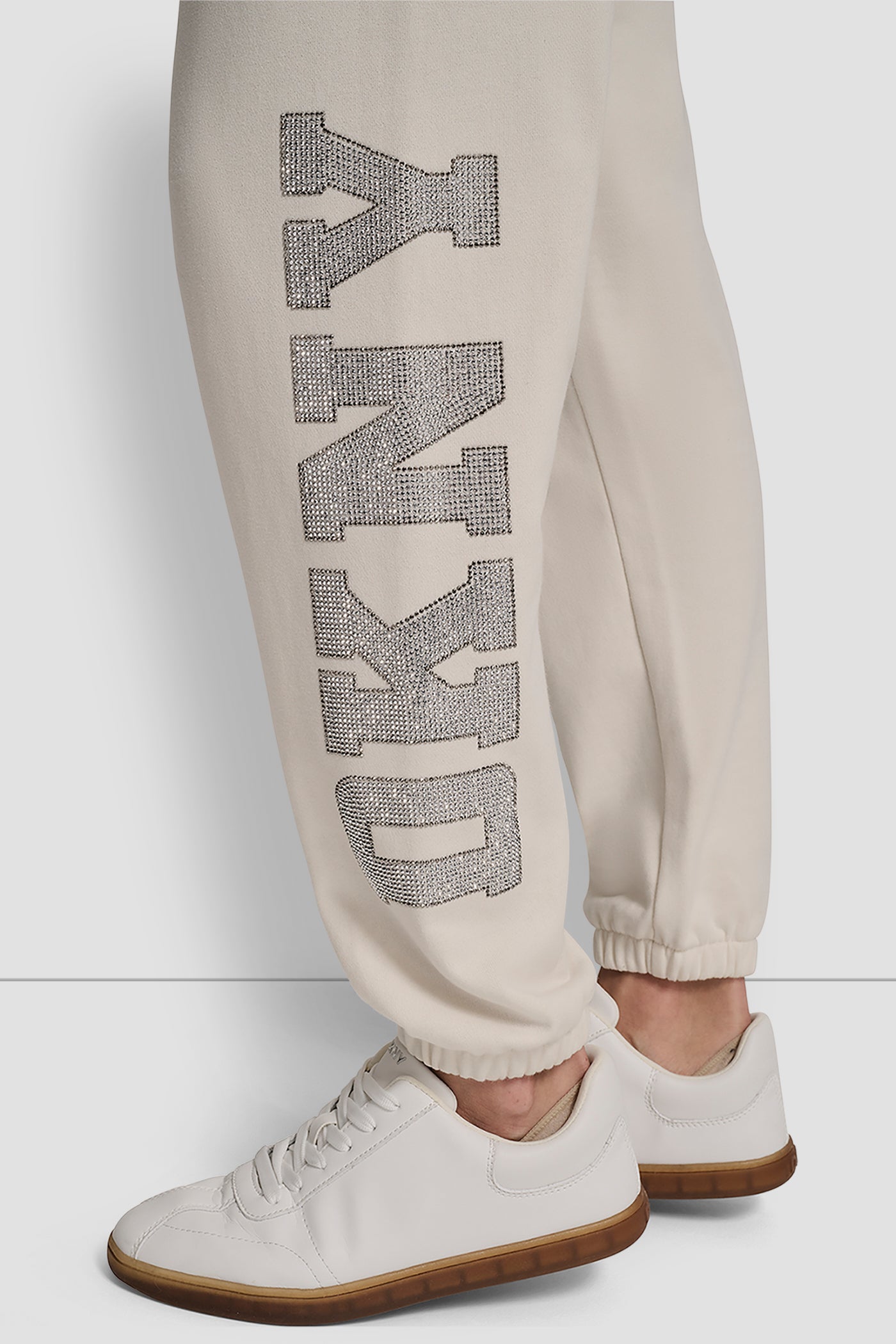 dknydp15025 20 dp5p3737 en2 alt2 1 dknydp15025 20 dp5p3737 en2 alt2 1