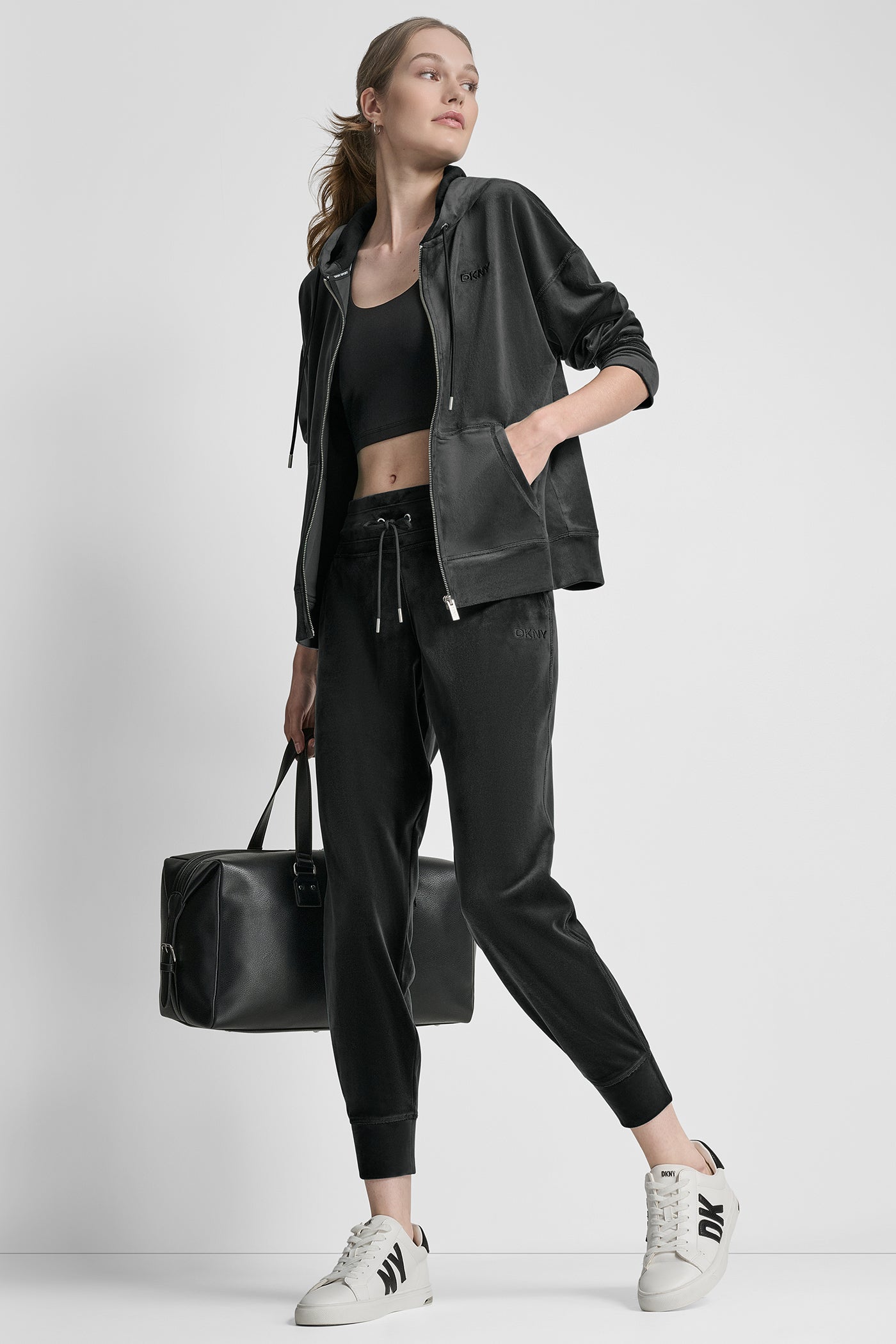 dknydp16025 29a dp5p3694 blk retail dknydp16025 29a dp5p3694 blk retail