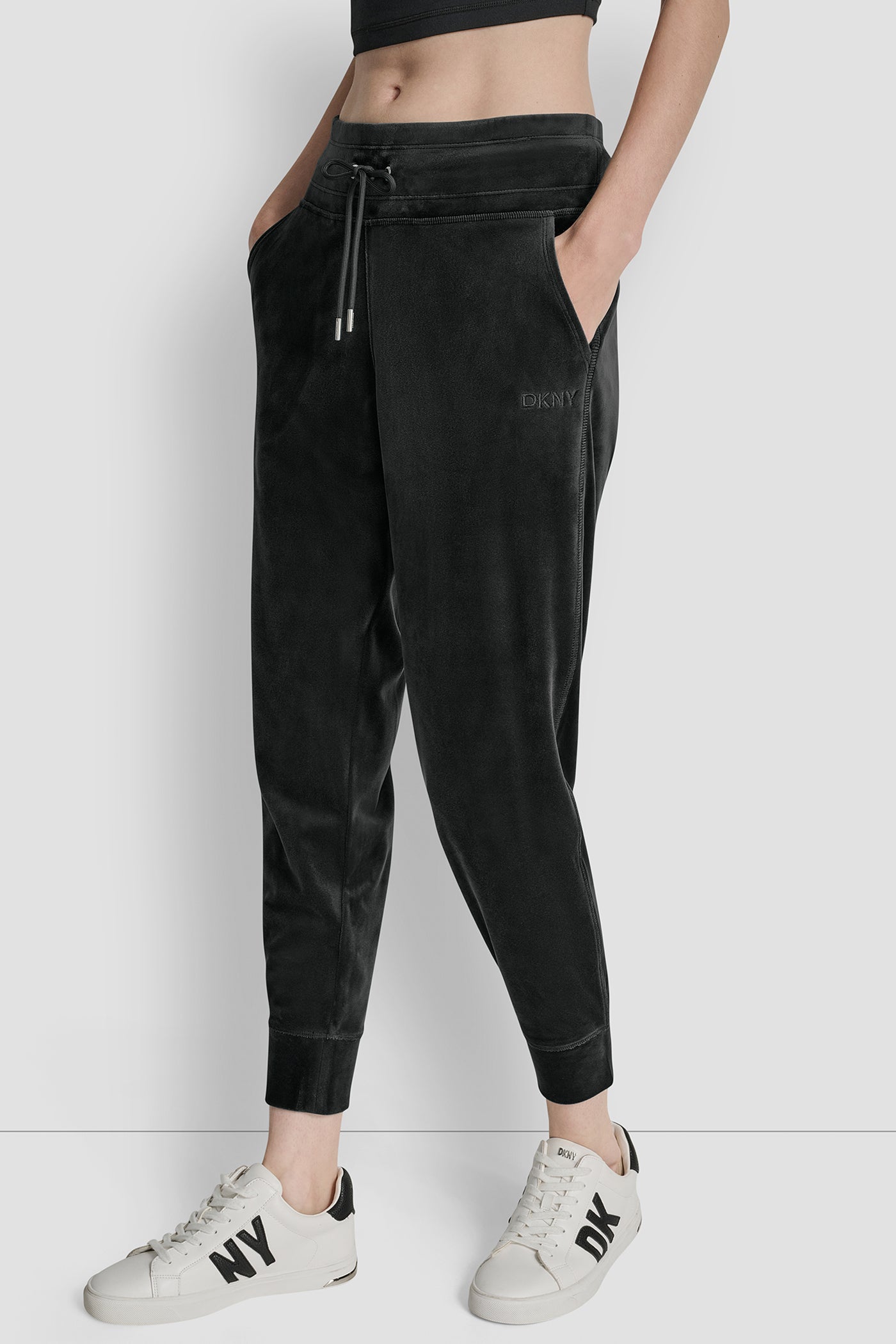 dknydp16025 29 dp5p3694 blk s 1 dknydp16025 29 dp5p3694 blk s 1