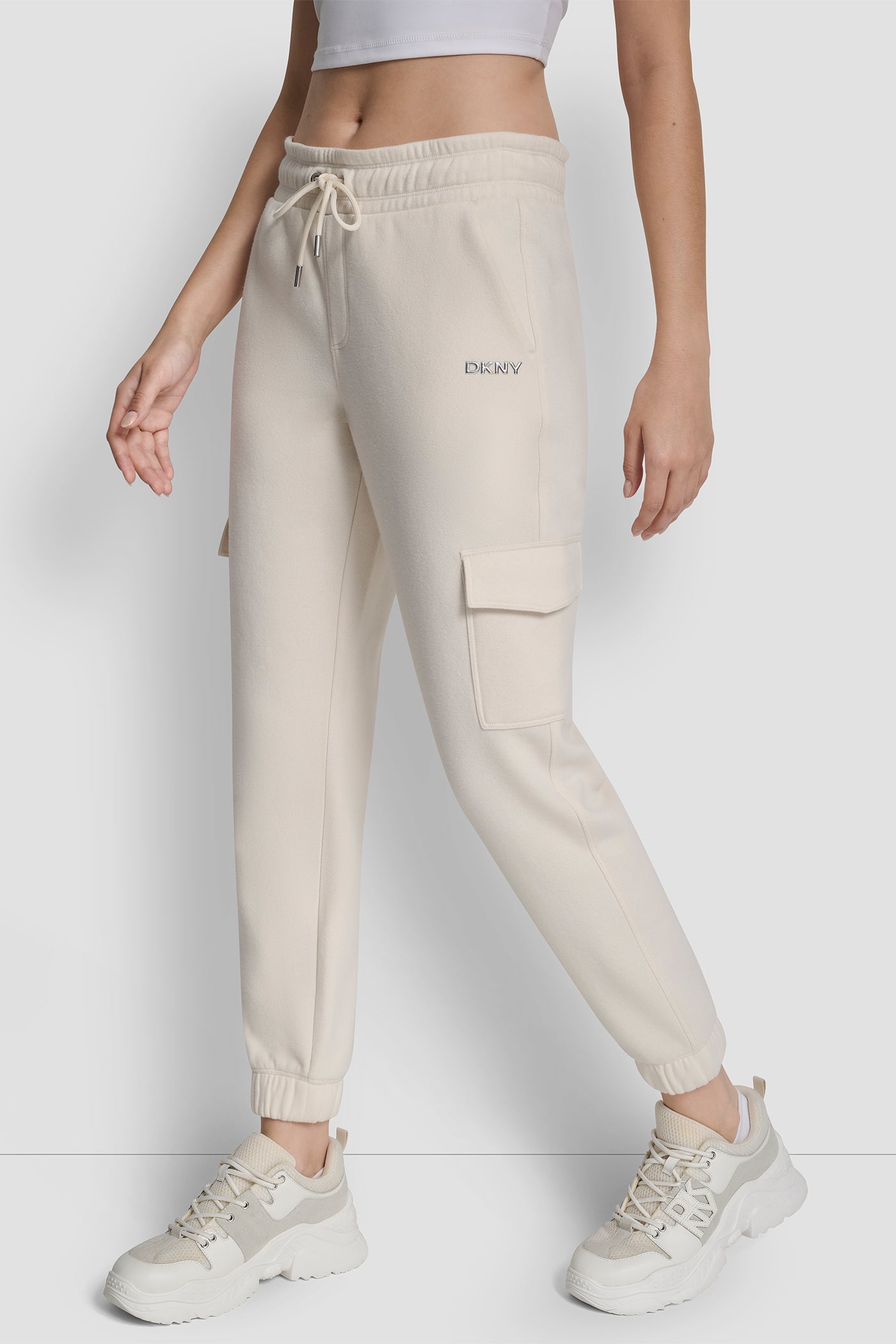 dknydp20025 11 dp6p3524 en2 s 1 dknydp20025 11 dp6p3524 en2 s 1