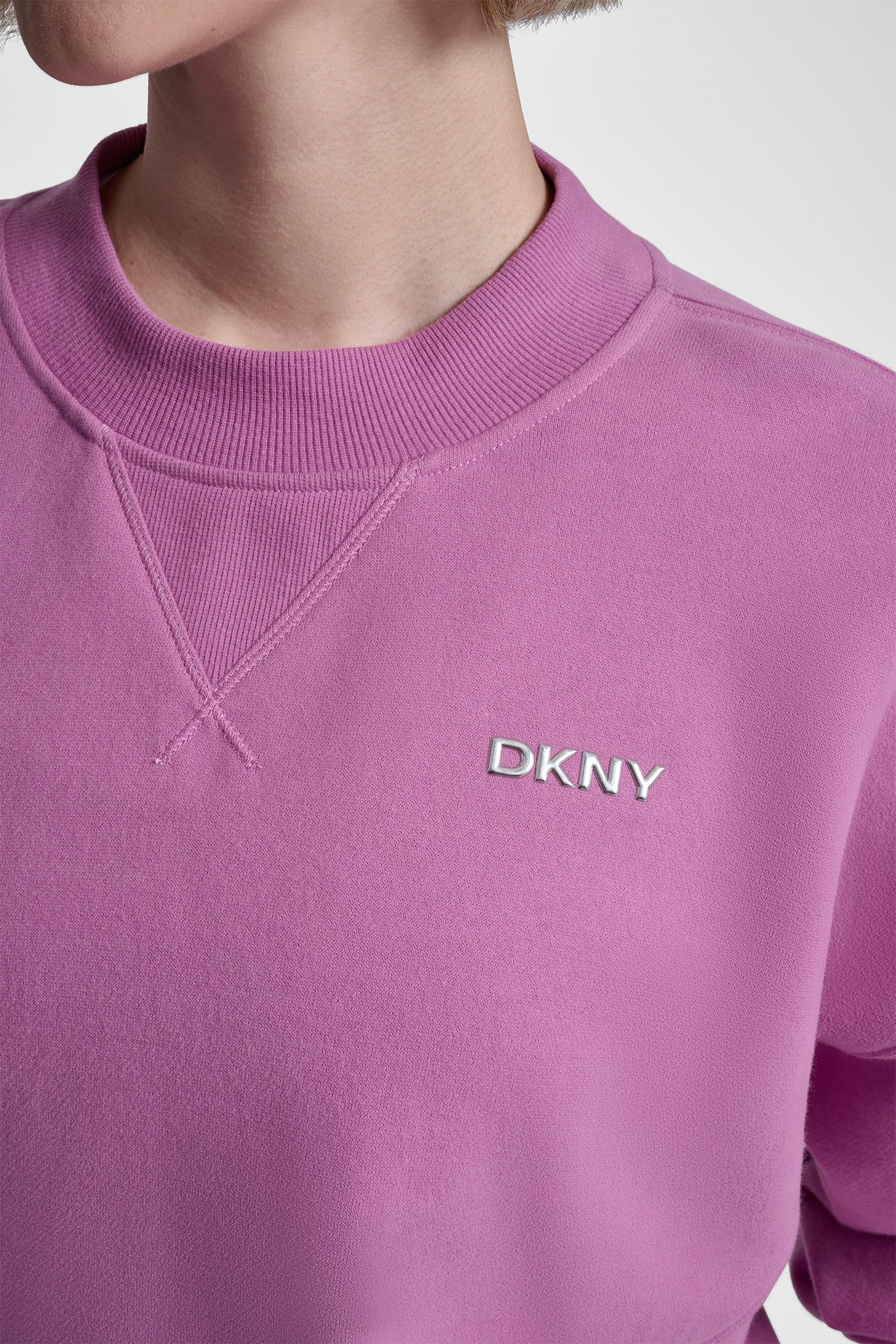 dknydp20725 51r dp6t1556 qg9 retailb dknydp20725 51r dp6t1556 qg9 retailb