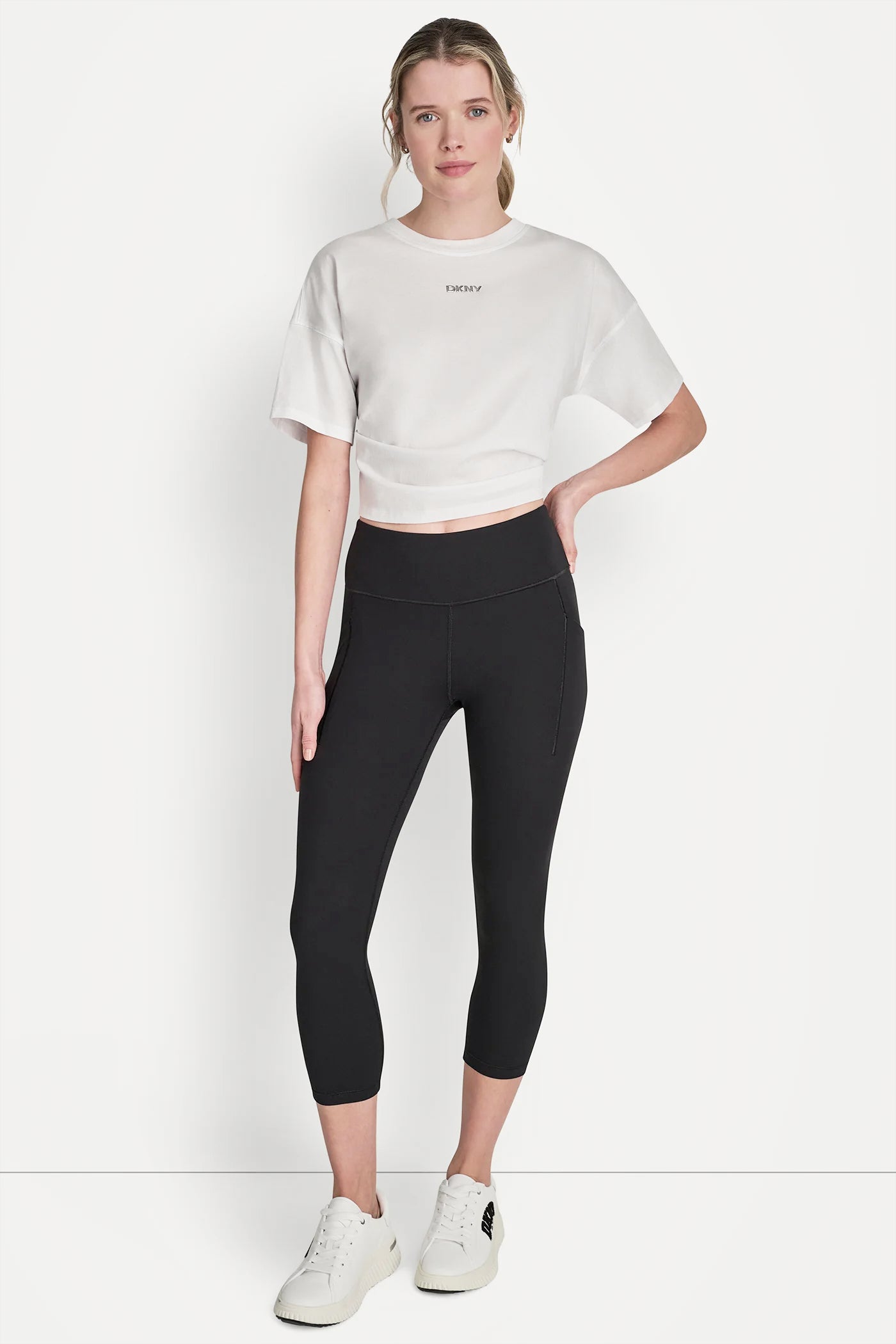 dknydp27425 14 dp6p3812 blk alt1 9141309f 9f3a 4d4e 9016 e84d362c536b dknydp27425 14 dp6p3812 blk alt1 9141309f 9f3a 4d4e 9016 e84d362c536b