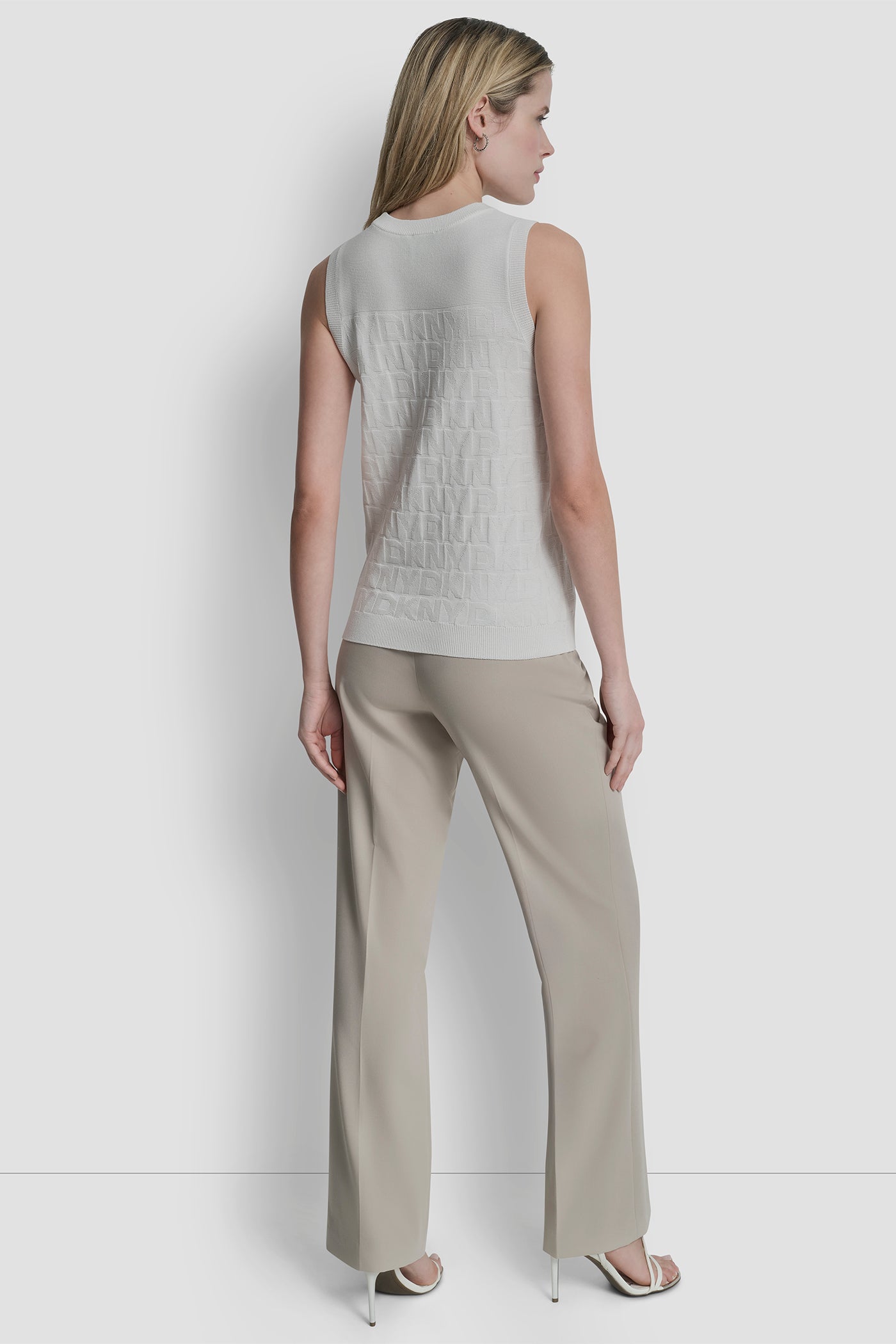 dknydu25625 39 ua6trc11 ivy alt2 7207daab c81c 4176 a258 030dc652a554 1 dknydu25625 39 ua6trc11 ivy alt2 7207daab c81c 4176 a258 030dc652a554 1