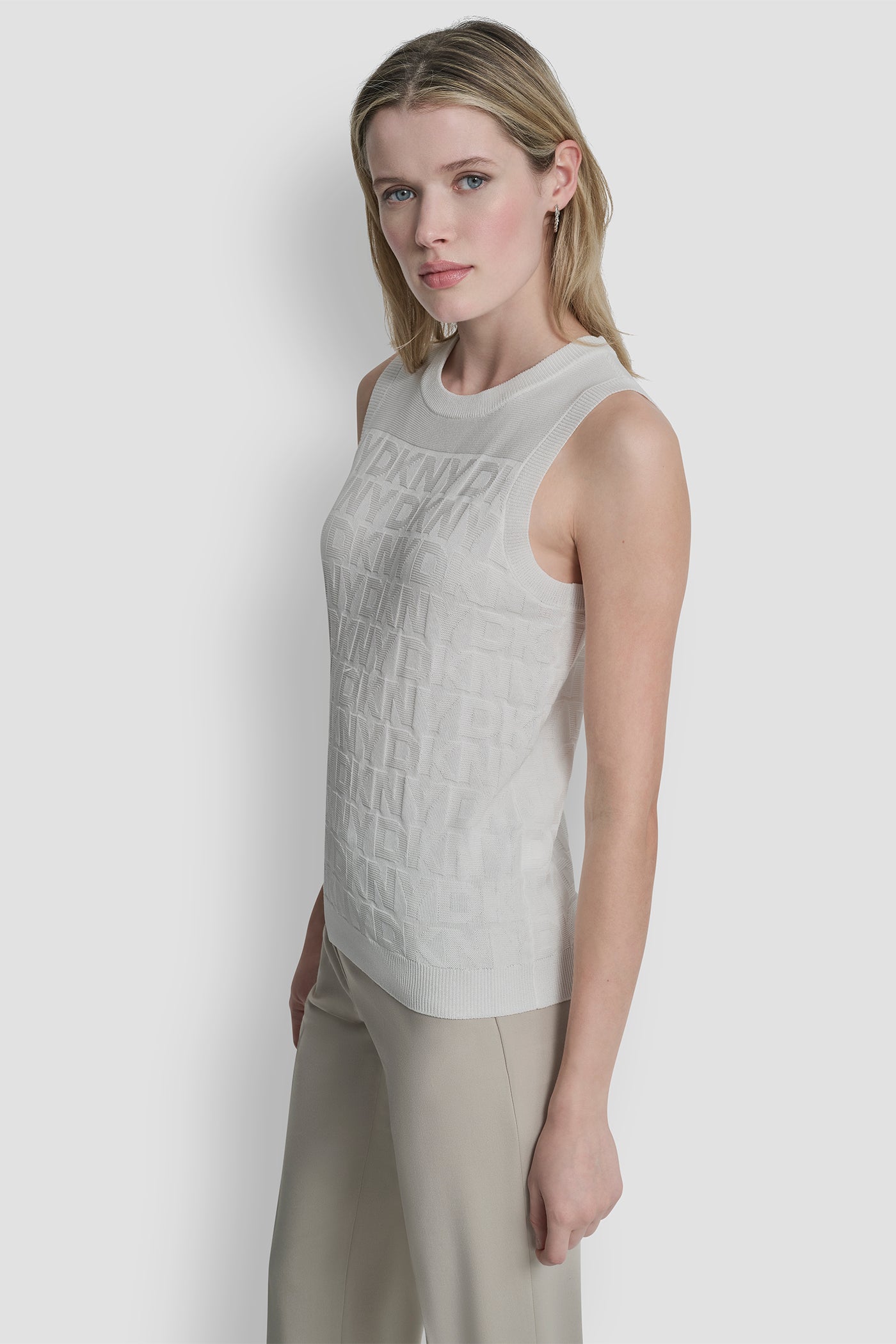 dknydu25625 39 ua6trc11 ivy s d103713a d86f 4a22 8061 8cb9839de76e 1 dknydu25625 39 ua6trc11 ivy s d103713a d86f 4a22 8061 8cb9839de76e 1