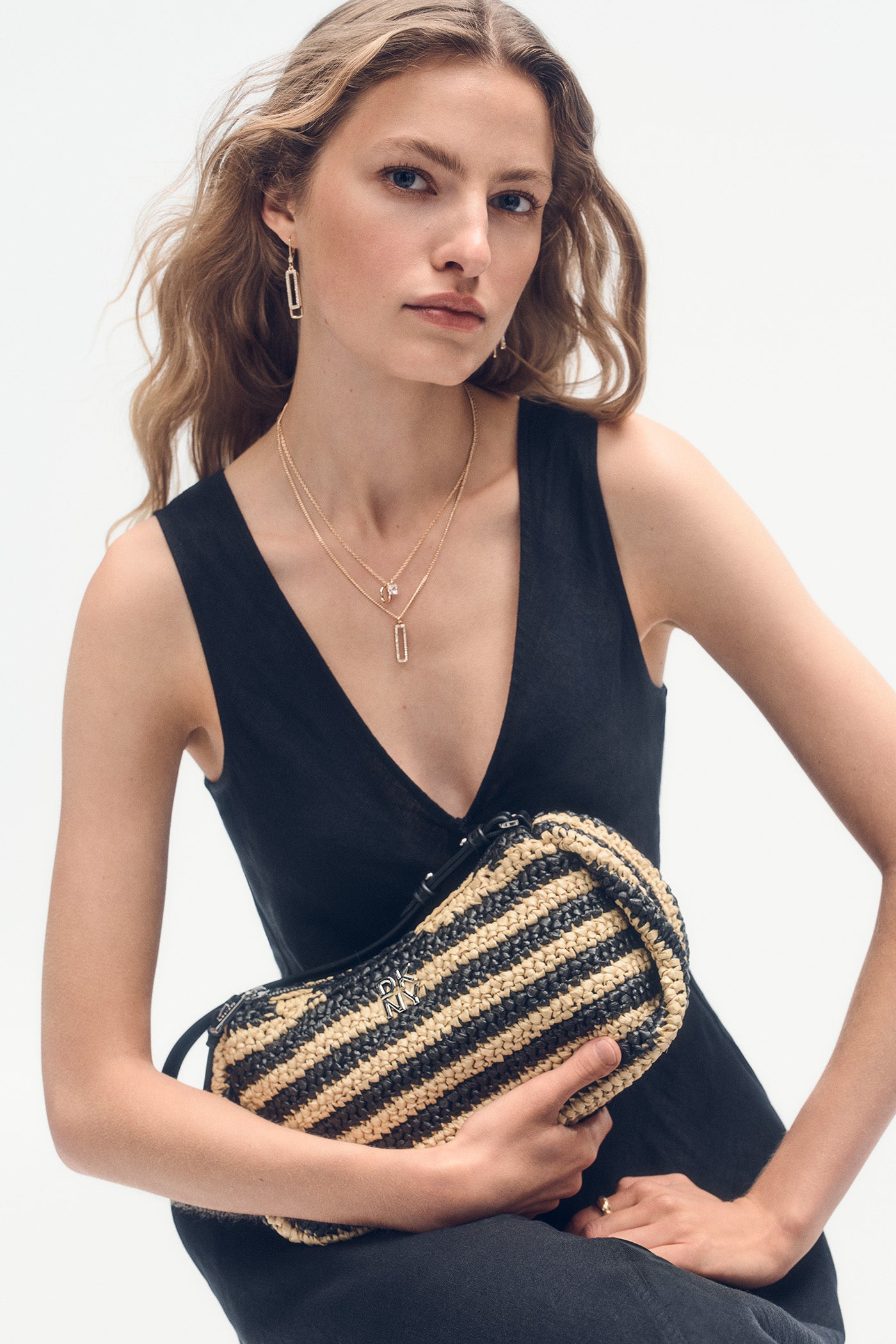 dkny sp26 bag 03 1400x2100 94ce8221 a199 46e1 a343 f14adfbe3553 dkny sp26 bag 03 1400x2100 94ce8221 a199 46e1 a343 f14adfbe3553