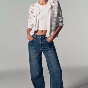 dkny sp26 editorial 41 1400x2100 cfeb5cb7 7363 46fd 82d4 19ee4638688e