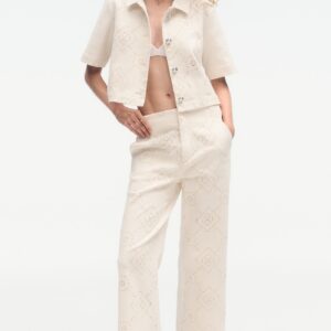 dkny sp26 jeans 01 1400x2100 e147972e b191 464f baa4 6a882c2dde13