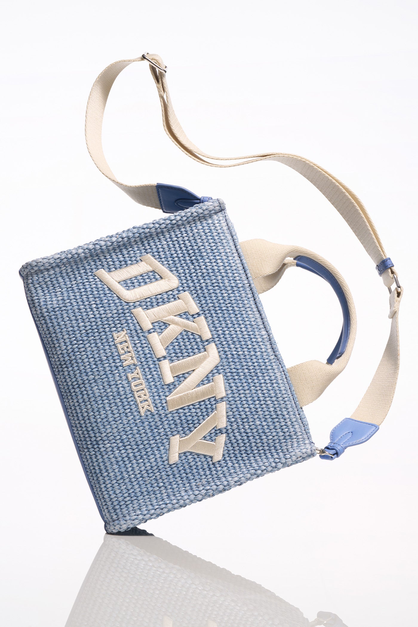 dkny sp26 still life 03 1400x2100 ee1daef1 f95a 4c3e 83bb b733261cc347 dkny sp26 still life 03 1400x2100 ee1daef1 f95a 4c3e 83bb b733261cc347