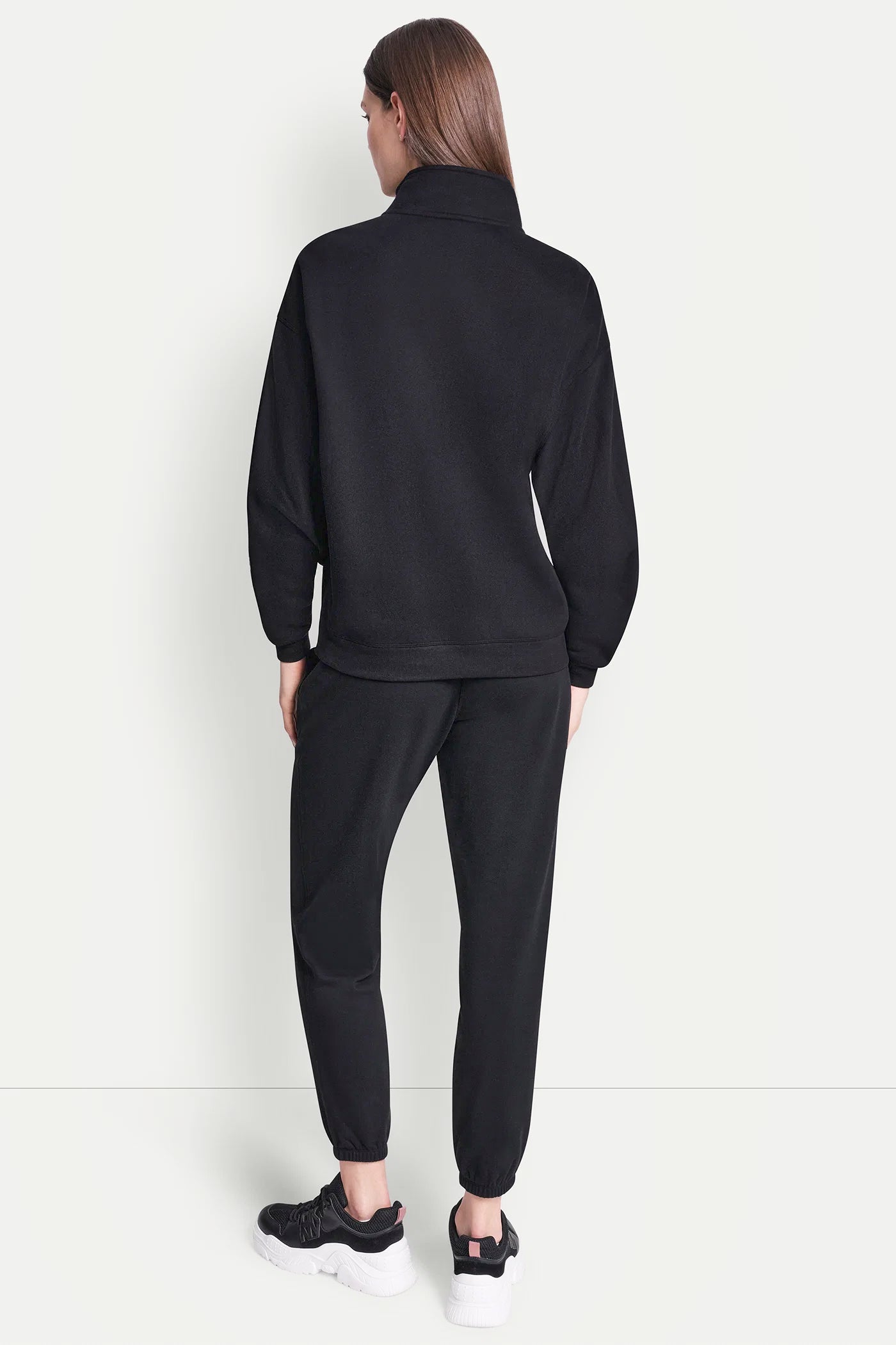 dknydp24125 8 dp6t1656 blk alt2 42a068d7 4205 41d9 b2f2 832b13fc7c92 dknydp24125 8 dp6t1656 blk alt2 42a068d7 4205 41d9 b2f2 832b13fc7c92
