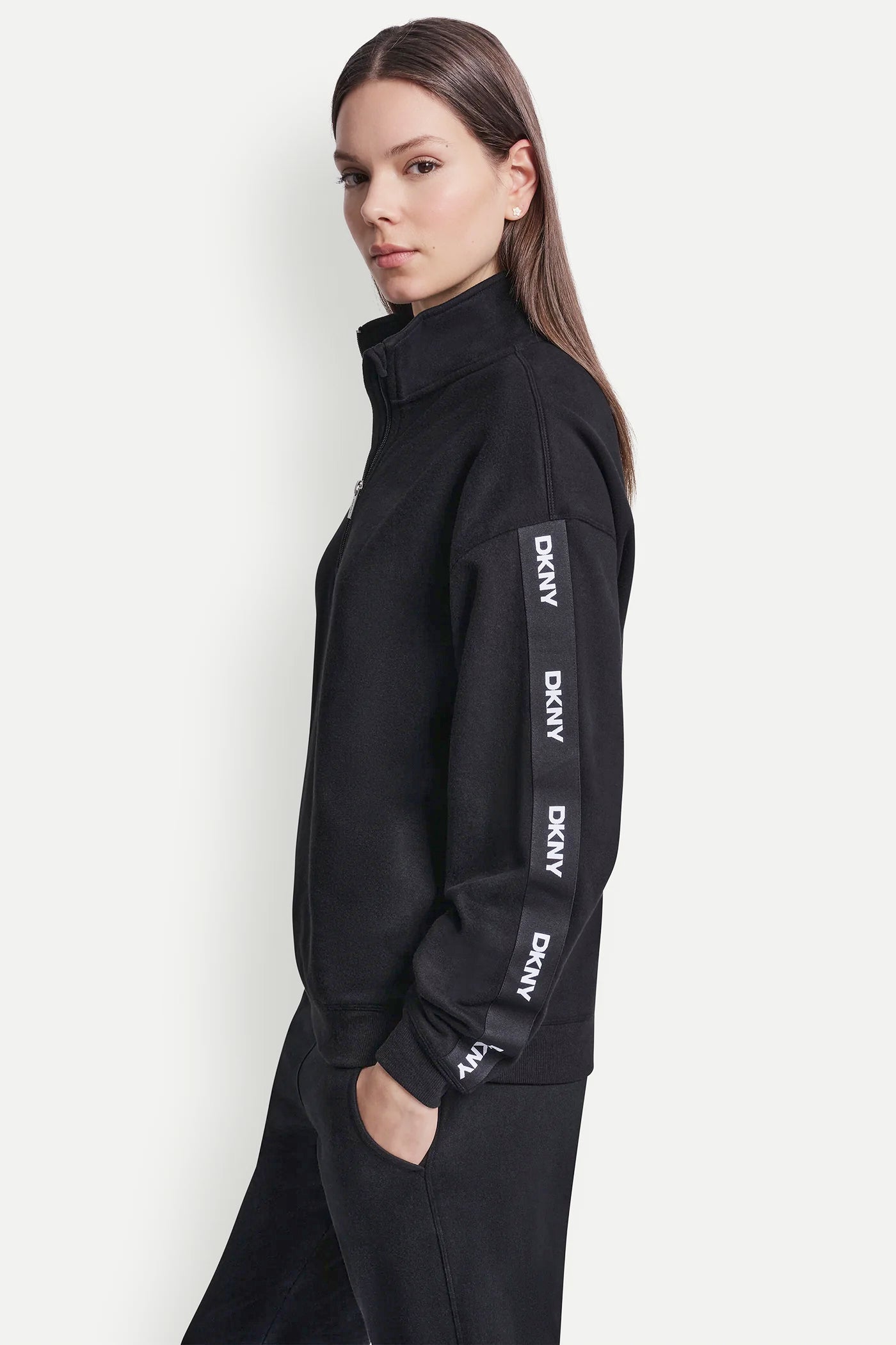 dknydp24125 8 dp6t1656 blk s 8fe7226f a6d9 4bf9 b294 a14bbb0715a9 dknydp24125 8 dp6t1656 blk s 8fe7226f a6d9 4bf9 b294 a14bbb0715a9