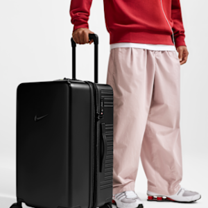nike medium checked luggage 26 дюймовый жесткий корпус (96 л)