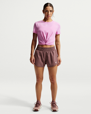 nike one Женские шорты dri fit со средней посадкой (3 дюйма) на короткой подкладке nike one Женские шорты dri fit со средней посадкой (3 дюйма) на короткой подкладке
