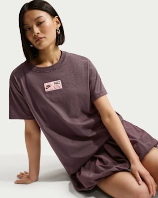 nike sportswear classic Женская футболка оверсайз nike sportswear classic Женская футболка оверсайз