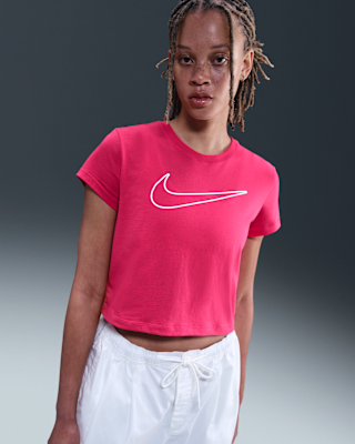 nike sportswear Женская футболка с короткими рукавами и рисунком nike sportswear Женская футболка с короткими рукавами и рисунком