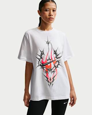 nike sportswear Женская футболка nike sportswear Женская футболка