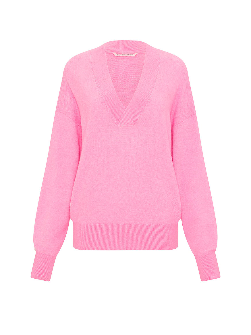 luxe knit oversized v neck sweater luxe knit oversized v neck sweater